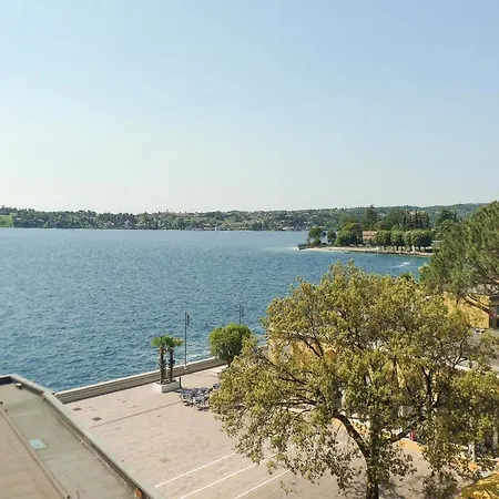 Glicine Appartement Gardone Riviera