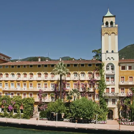 Glicine Appartement Gardone Riviera